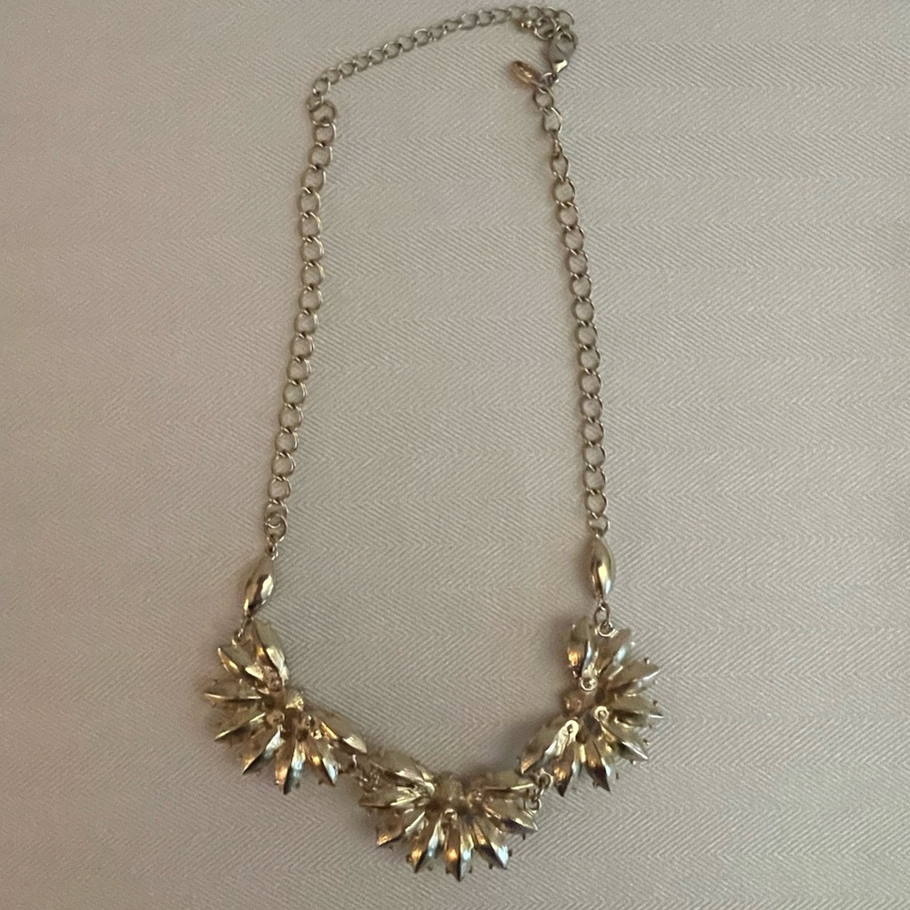 statement crystal necklace - Picture 4 of 4